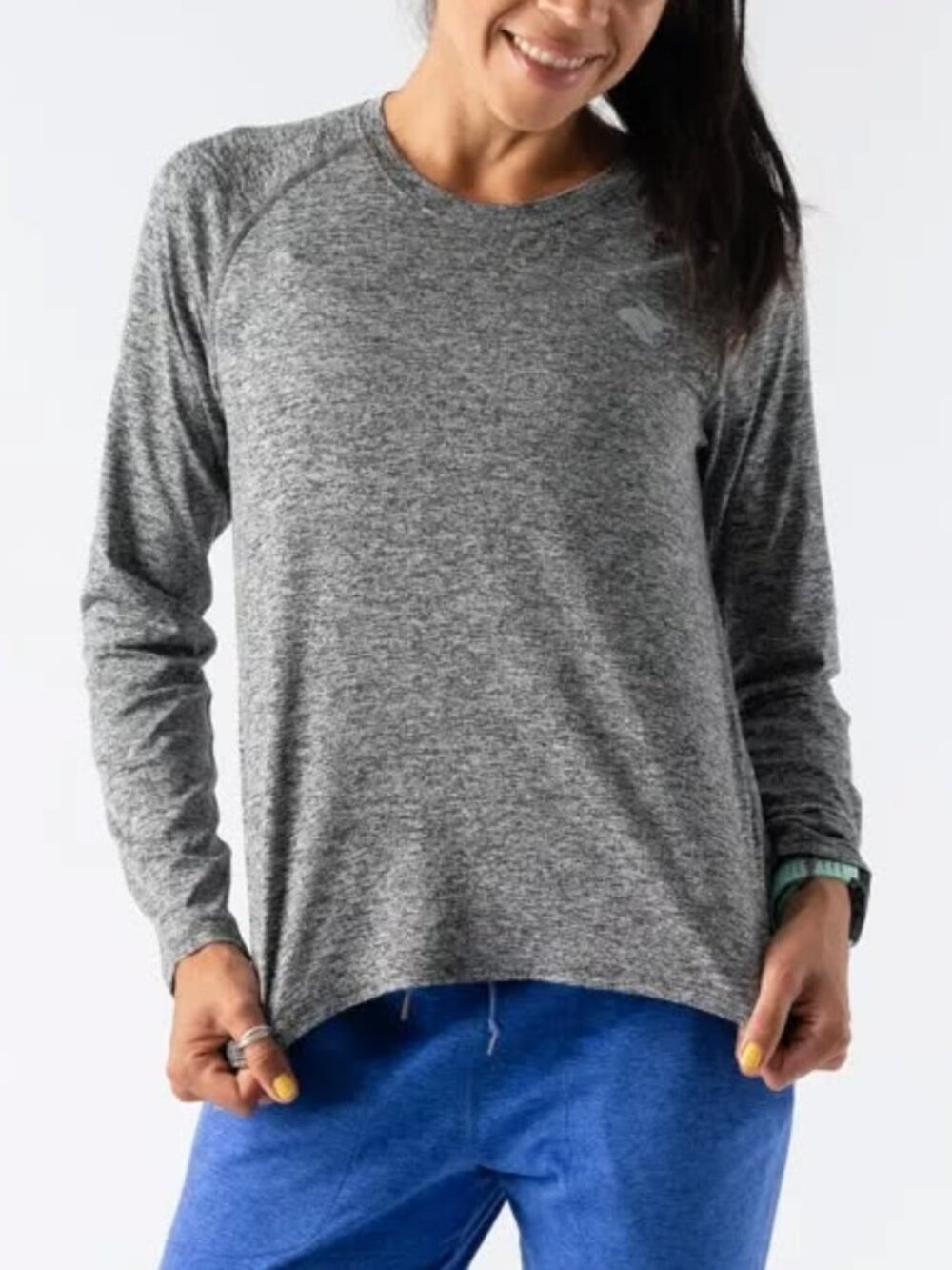 Rabbit Women's EZ Tee Long Sleeve Cropped in Charcoal Heather Size Medium